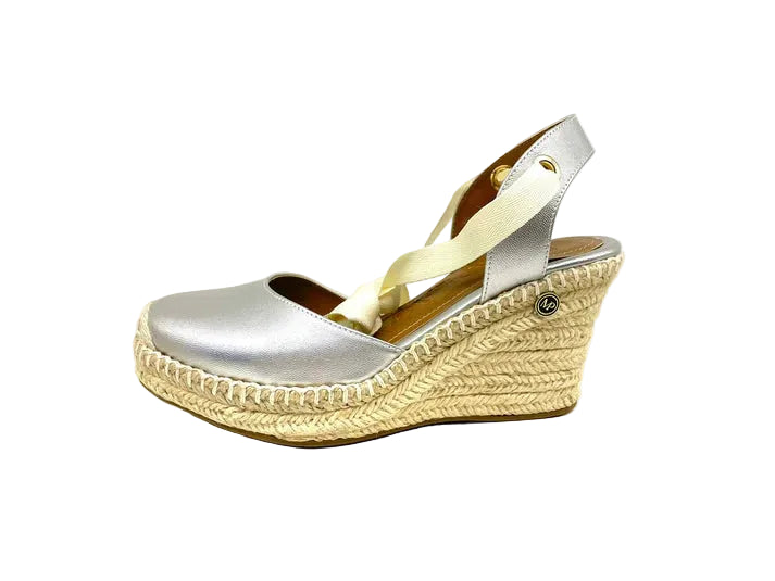Mississippi Embroidered Wedge